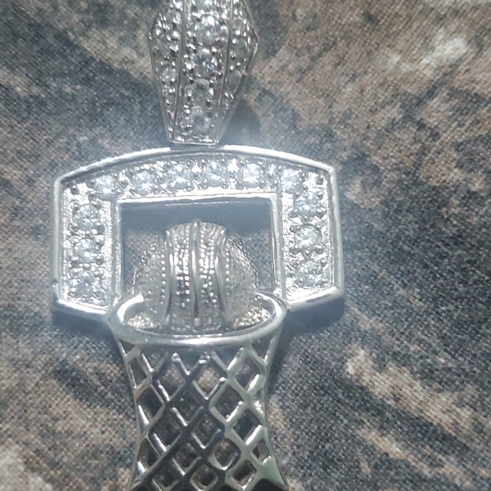 A unique basketball 🏀 charm